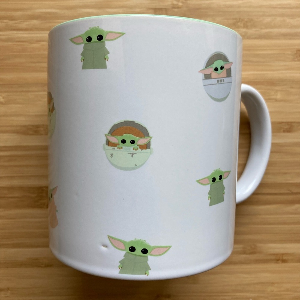 NEW Star Wars The Mandalorian Ceramic 20oz Coffee Mug Baby Yoda
